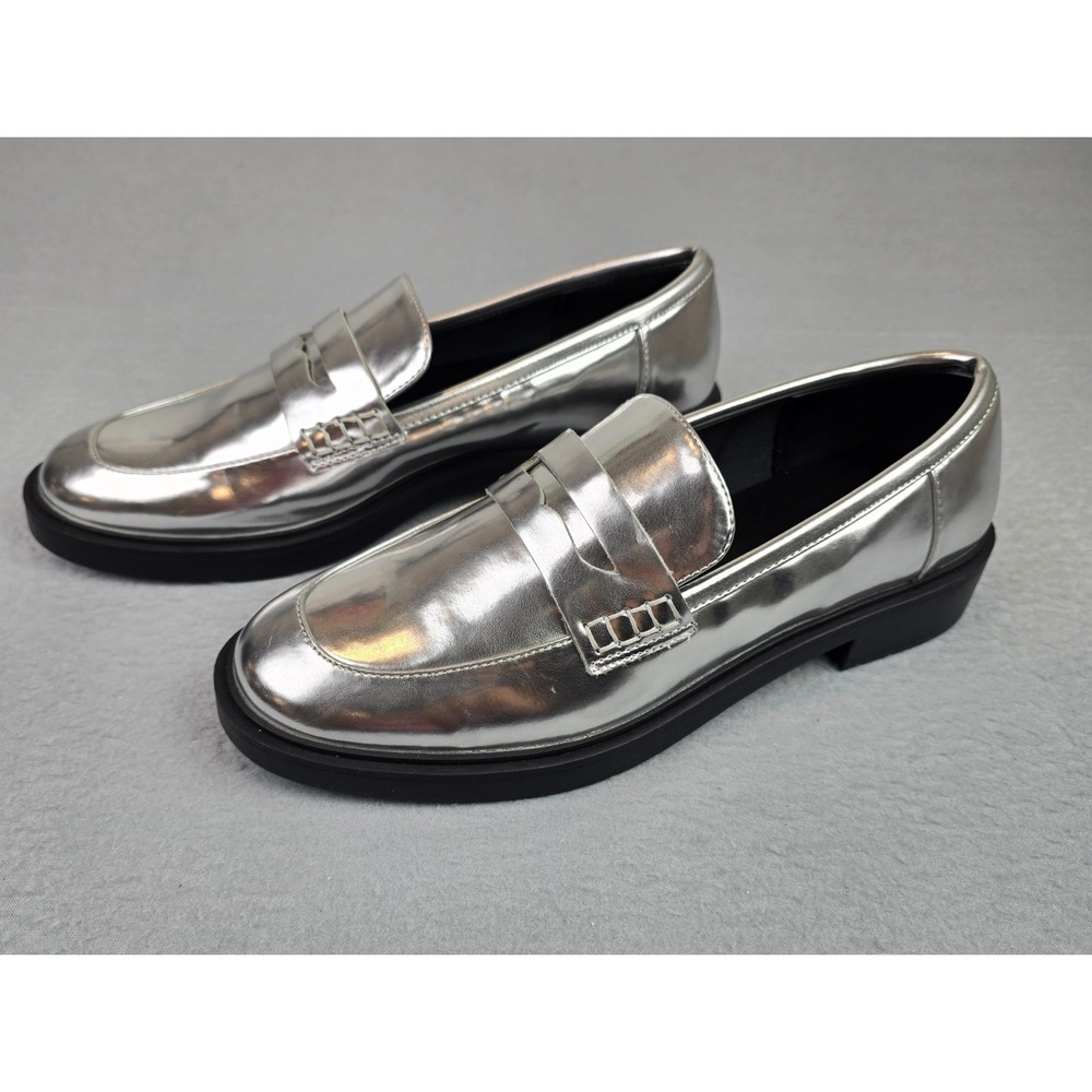 Women's Silver Metallic Penny Loafers Size 9 Preppy Academia Slip On Flats